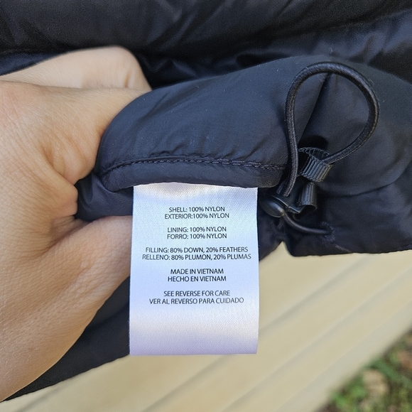Eddie Bauer black 650 fill down and feather quilted vest medium - Picture 6 of 7